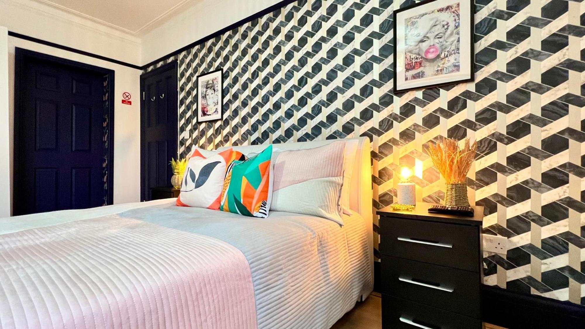 Rest Boutique Golders Green ลอนดอน ภายนอก รูปภาพ